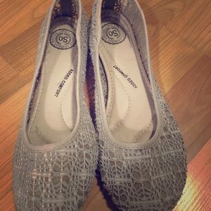 Grey Lace Flats